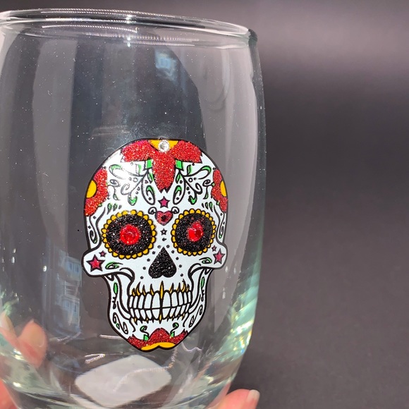 BLING SWAROVSKI CRYSTAL RED & WHITE SUGAR SKULL CANDY SKULL WINE GLASS NIB - Picture 9 of 14